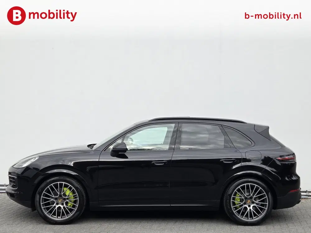 Porsche Cayenne 3.0 E-Hybrid Sport Chrono Dealer Auto Pano uit 2020, foto 2