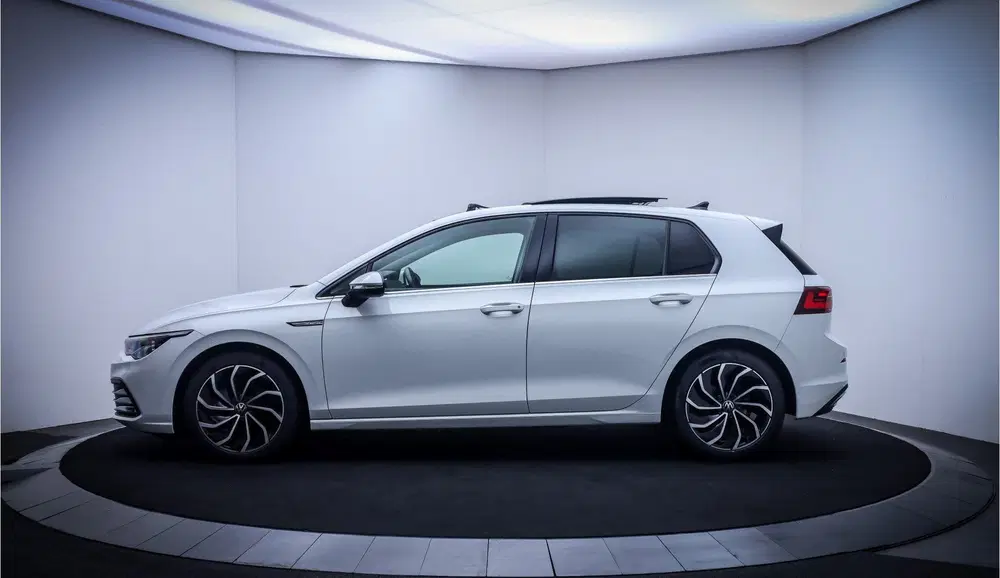 Volkswagen Golf 1.5 TSI 150pk STYLE PANO uit 2020, foto 12
