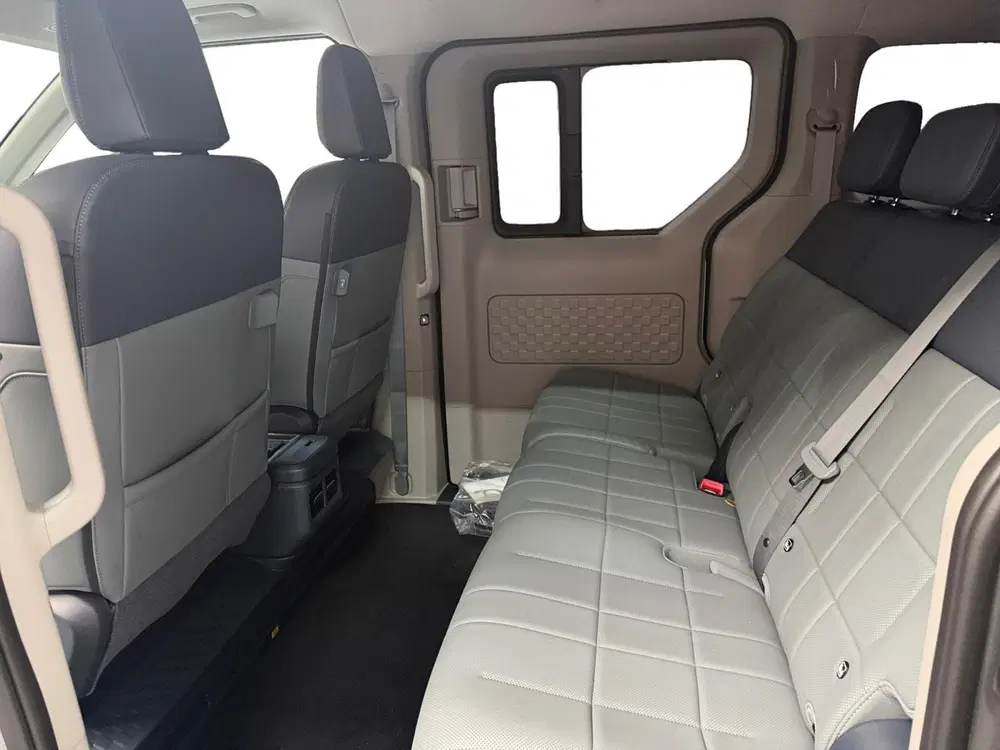 Kia PV5 Passenger Elite Executive 71.2 kWh Demonstratiebus uit 2026, foto 14