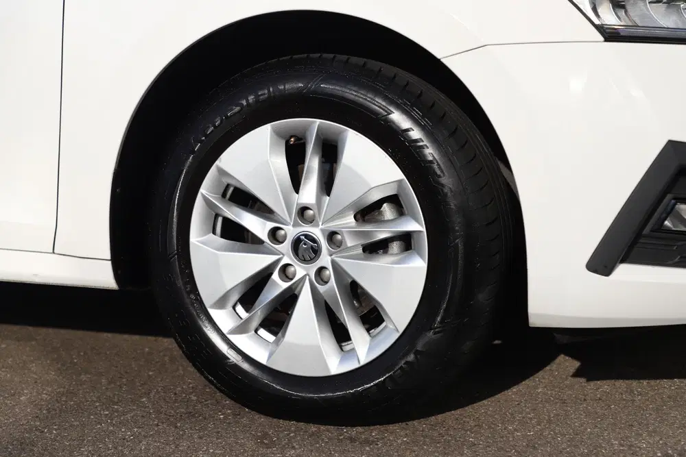 Skoda Octavia 1.0 e-TSI Business Edition 110PK Automaa uit 2021, foto 6