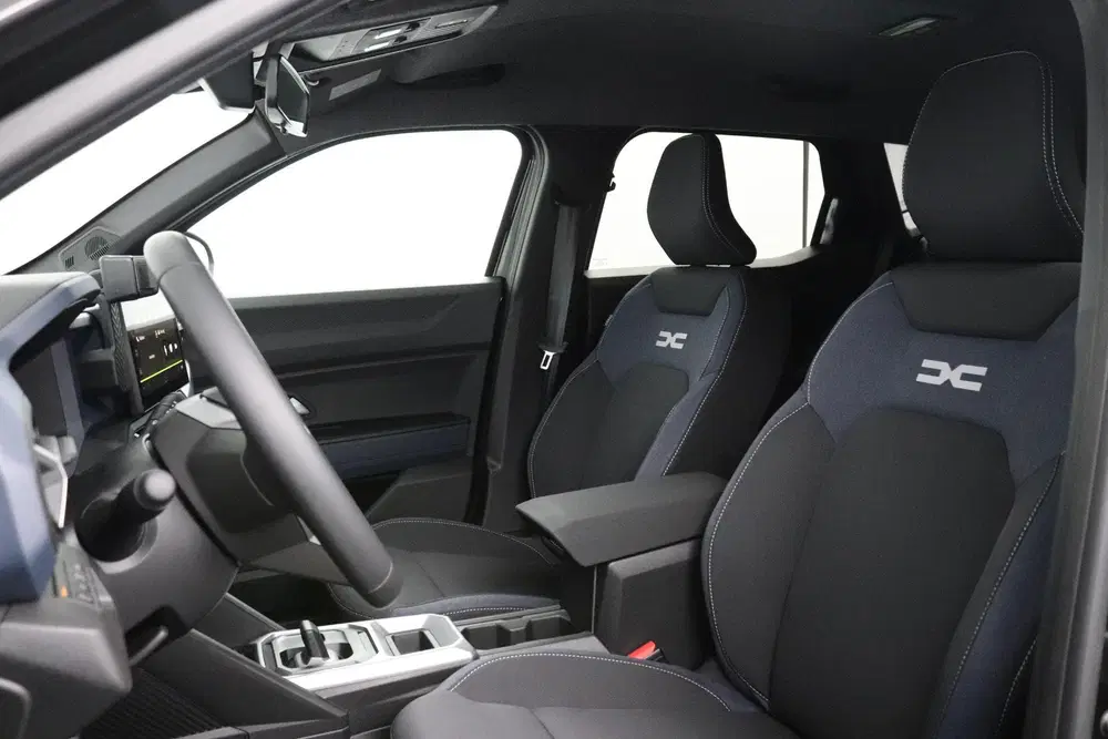 Dacia Duster 1.6 Hybrid 140 Journey uit 2026, foto 5