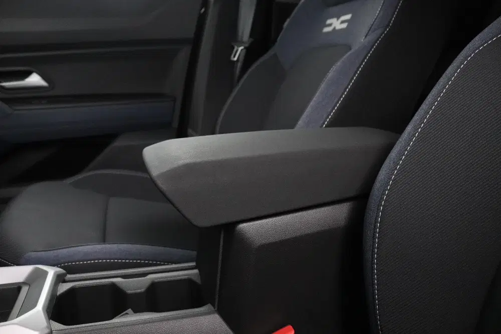 Dacia Duster 1.6 Hybrid 140 Journey uit 2026, foto 7