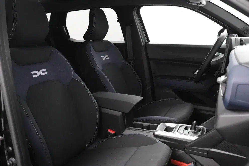 Dacia Duster 1.6 Hybrid 140 Journey uit 2026, foto 8