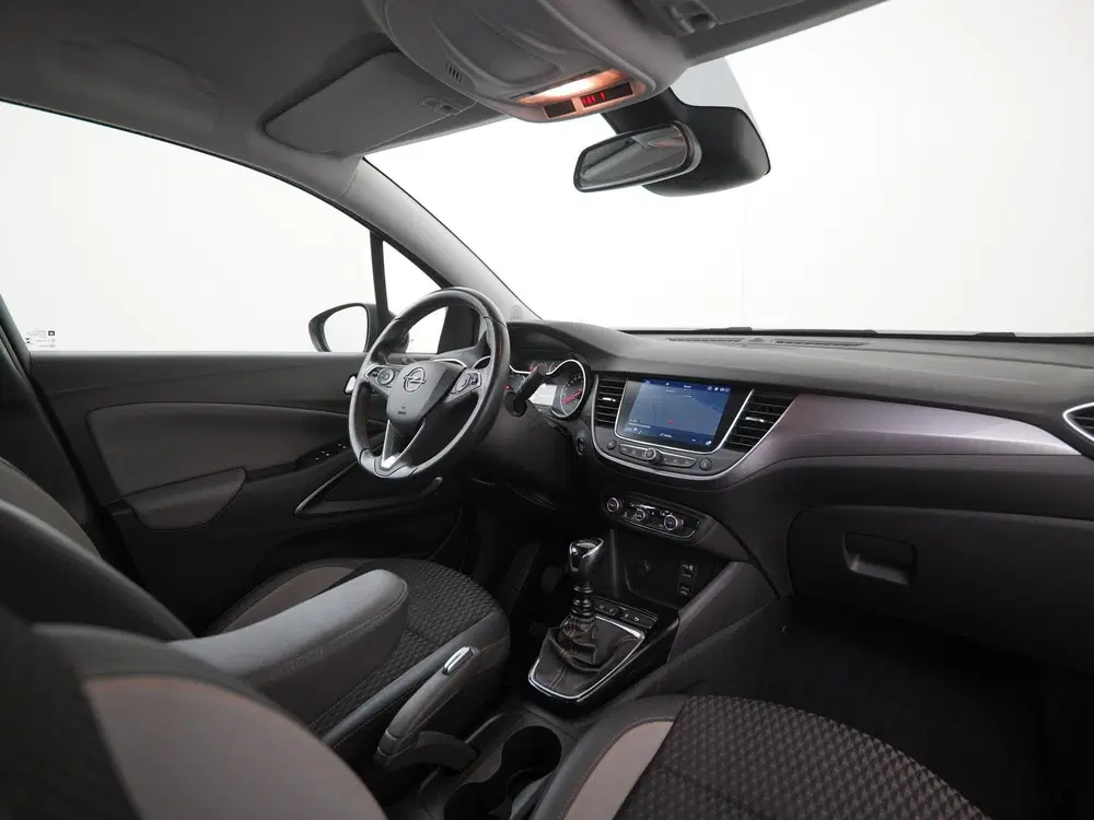 Opel Crossland 1.2 Turbo Innovation uit 2019, foto 2