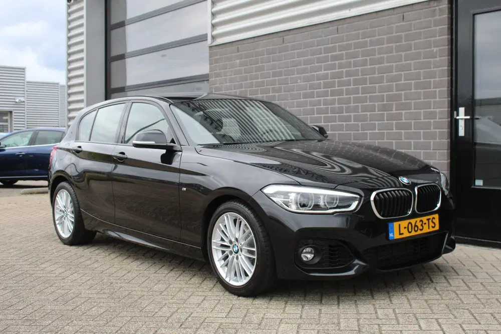 BMW 1-serie 118i Edition M Sport Shadow High Executive uit 2019, foto 6