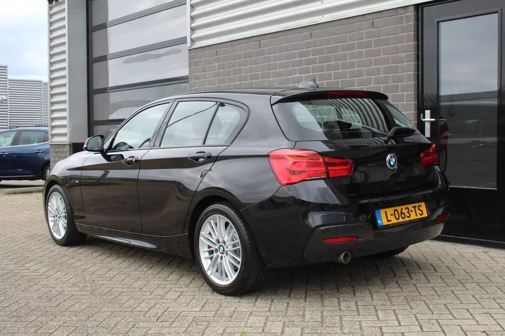BMW 1-serie 118i Edition M Sport Shadow High Executive uit 2019, foto 7