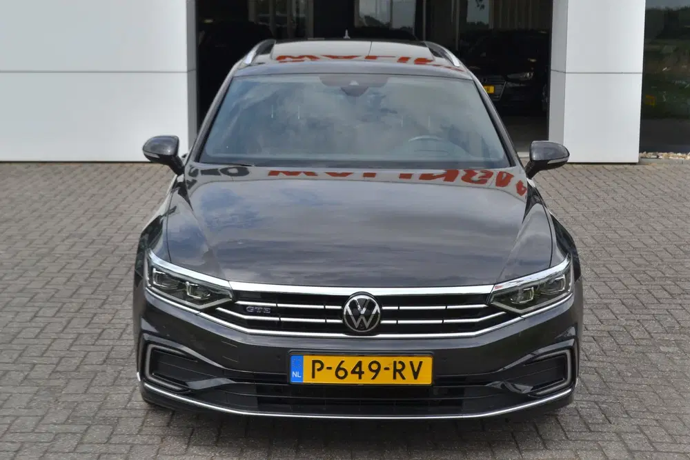 Volkswagen Passat 1.4 TSI PHEV GTE SOH 94.93% Panora uit 2022, foto 3