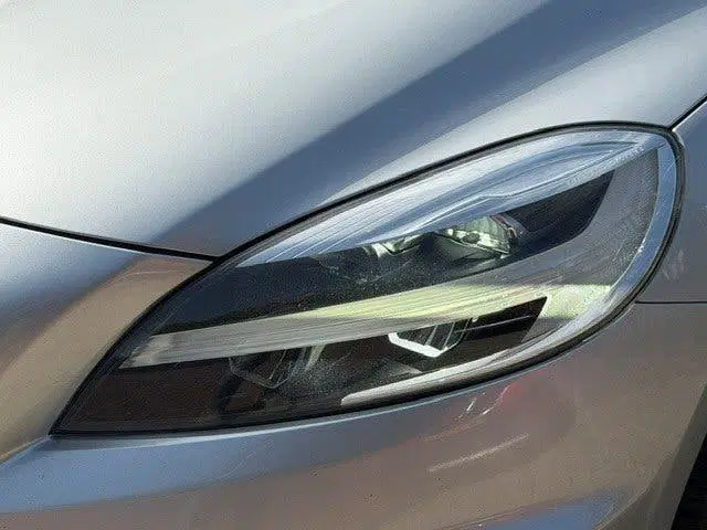 Volvo V40 1.5 T2 R-Design Leer Clima Cruise Trekhaak uit 2019, foto 4