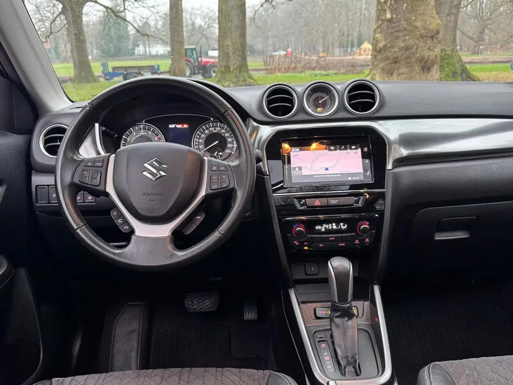 Suzuki Vitara 1.4 Boosterjet Style Smart AllGrip Automaa uit 2021, foto 9