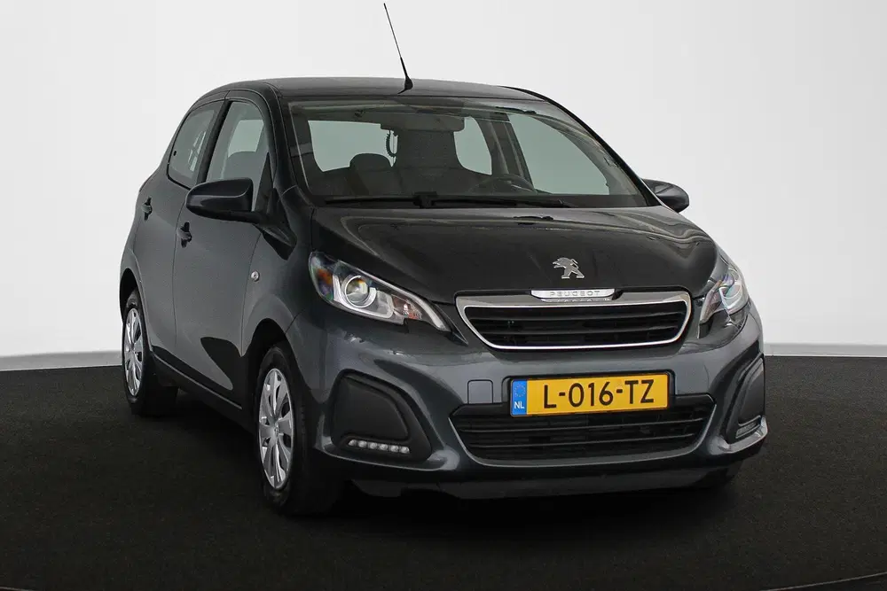 Peugeot 108 1.0 e-VTi Active Airco Metallic NL-Auto BT uit 2021, foto 2