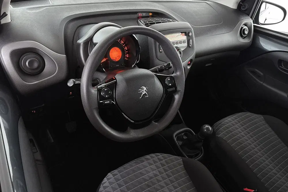Peugeot 108 1.0 e-VTi Active Airco Metallic NL-Auto BT uit 2021, foto 5