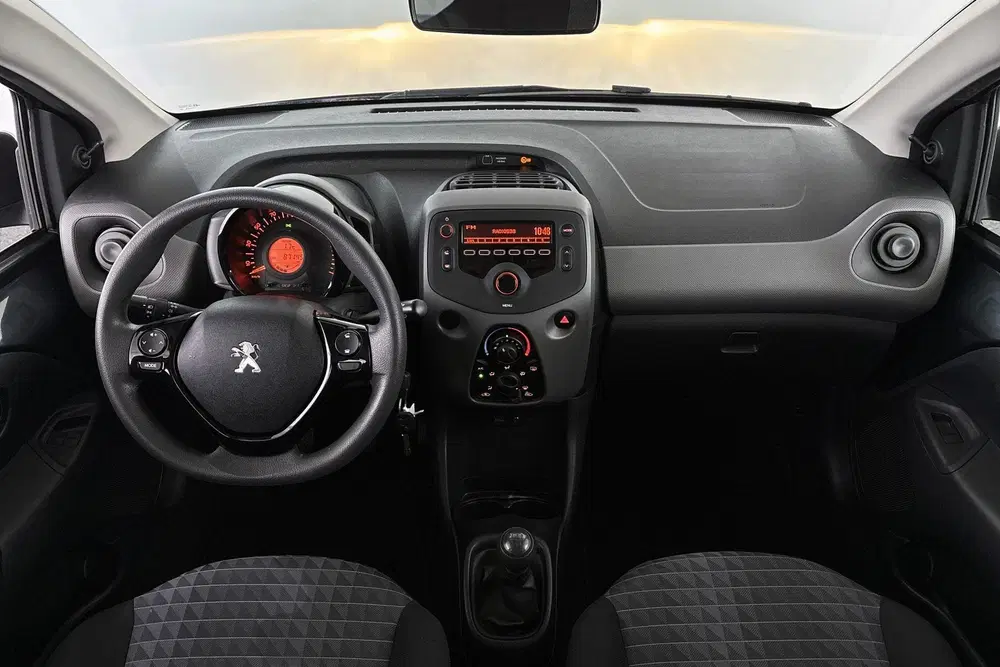 Peugeot 108 1.0 e-VTi Active Airco Metallic NL-Auto BT uit 2021, foto 7