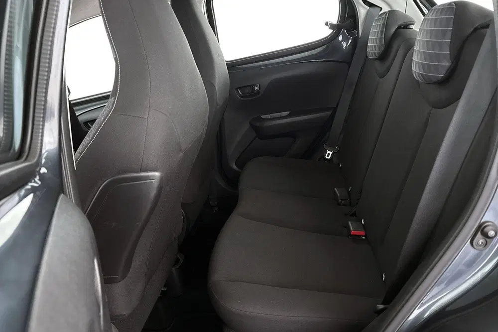 Peugeot 108 1.0 e-VTi Active Airco Metallic NL-Auto BT uit 2021, foto 8