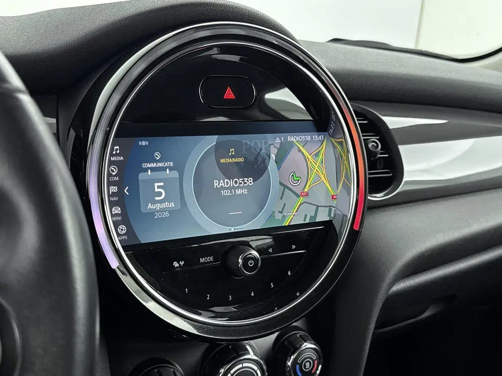 Mini Hatchback One Essential uit 2021, foto 11