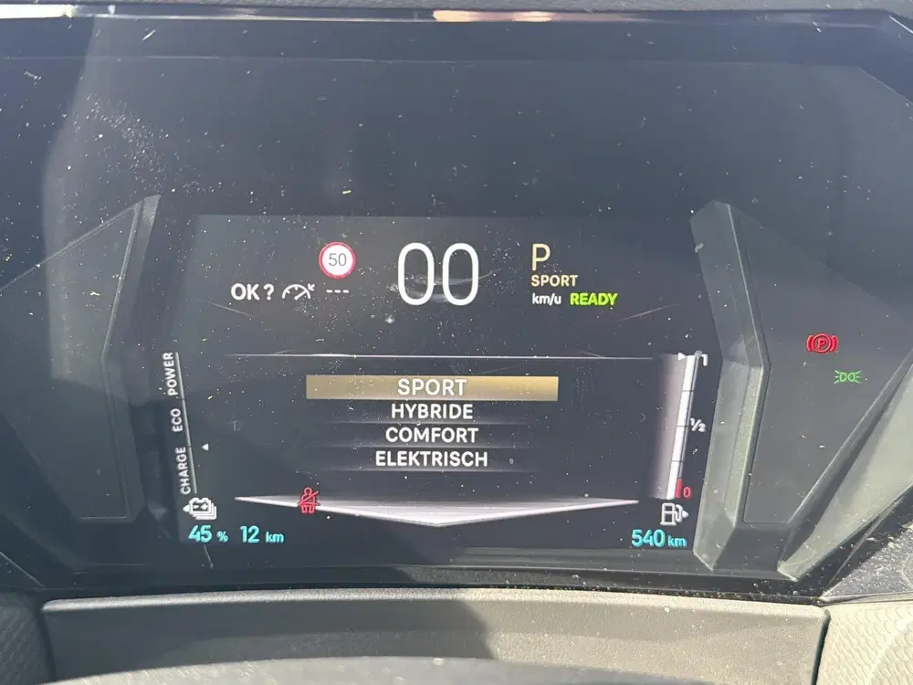 DS Automobiles DS 4 DS 4 1.6 E-Tense 225pk Automaat Trocadero uit 2022, foto 13