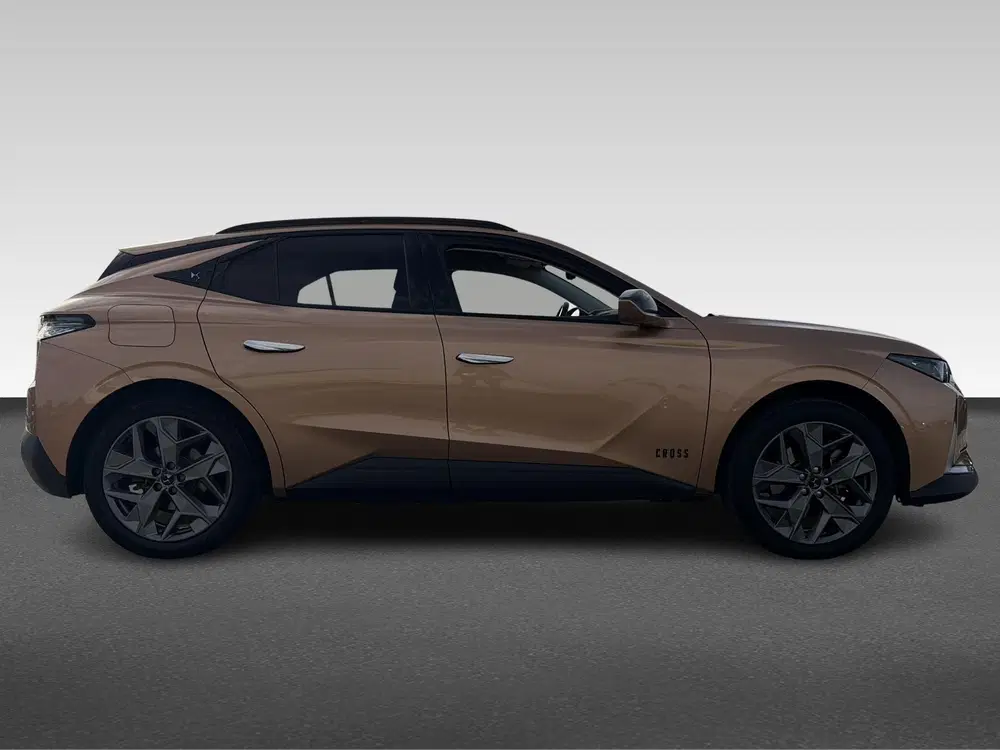 DS Automobiles DS 4 DS 4 1.6 E-Tense 225pk Automaat Trocadero uit 2022, foto 6