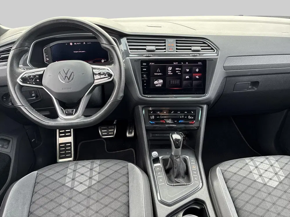 Volkswagen Tiguan 1.4 TSI PHEV 245PK 2X R-LINE VIRTUAL TREKH uit 2024, foto 15
