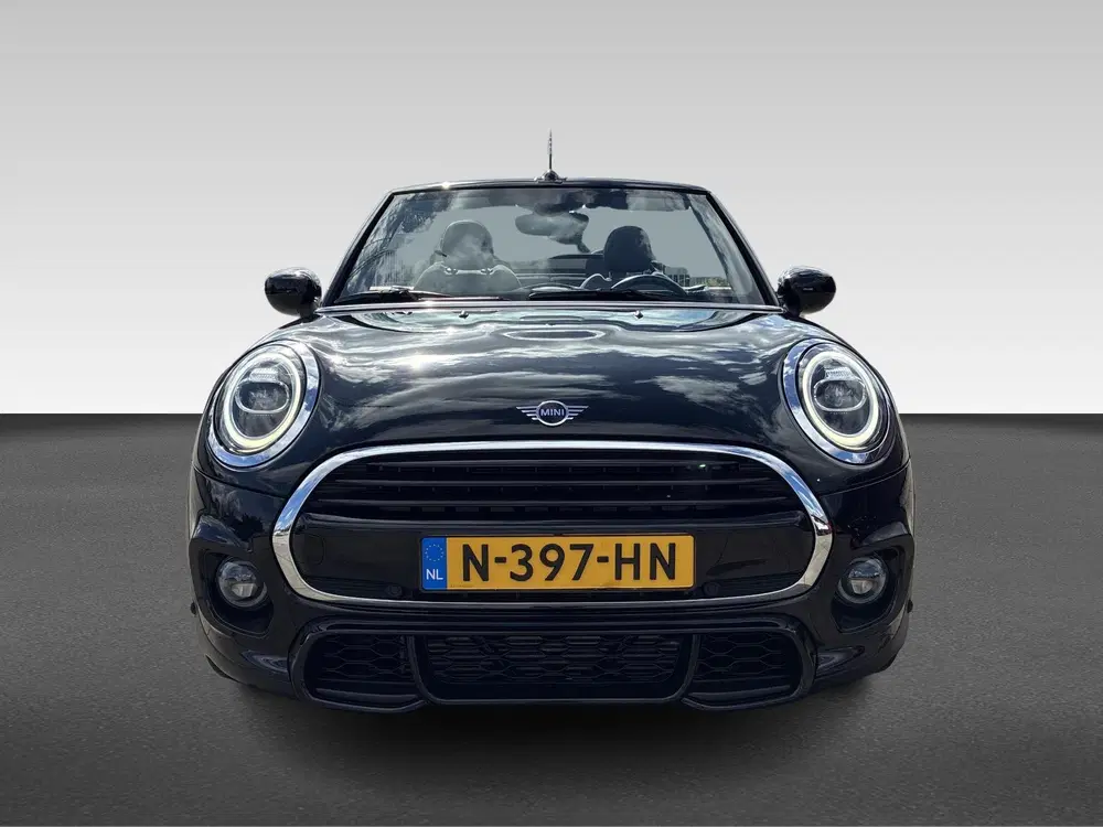 Mini Cabrio 1.5 Cooper Sidewalk Edition uit 2021, foto 4