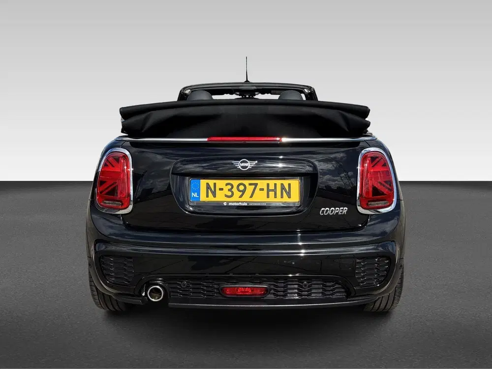 Mini Cabrio 1.5 Cooper Sidewalk Edition uit 2021, foto 7