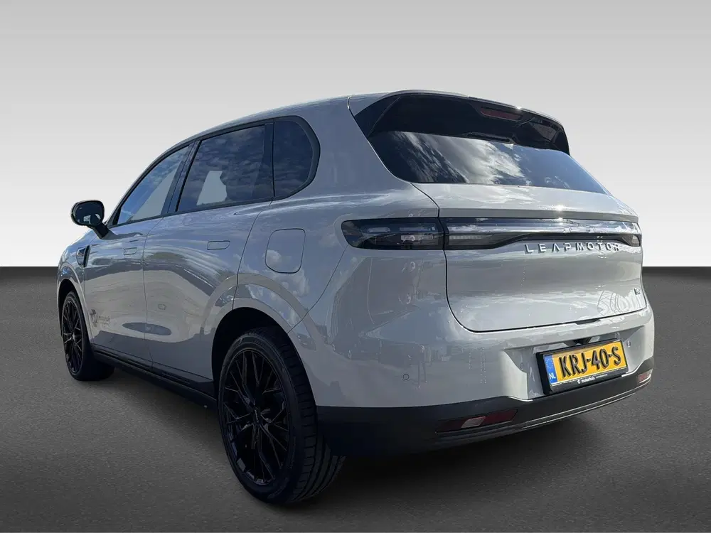 Leapmotor B10 Design Hybrid EV 18.8 kWh uit 2026, foto 3