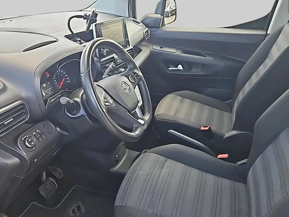 Opel Combo 1.2 Turbo L1H1 Edition uit 2021, foto 11