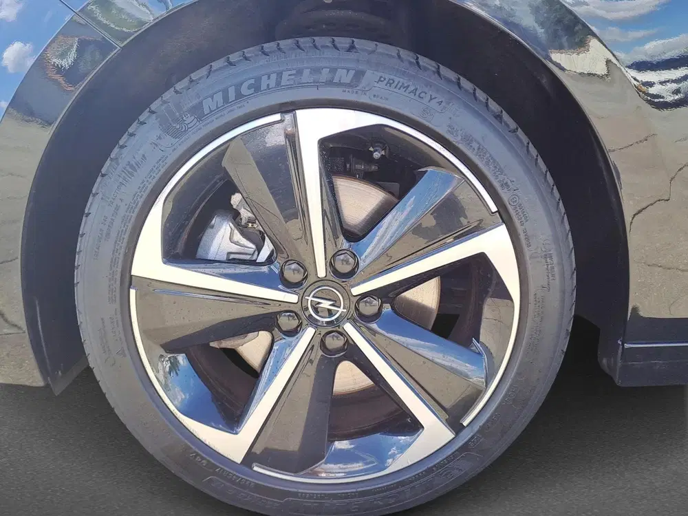 Opel Astra 1.2 Turbo Hybrid GS uit 2025, foto 9