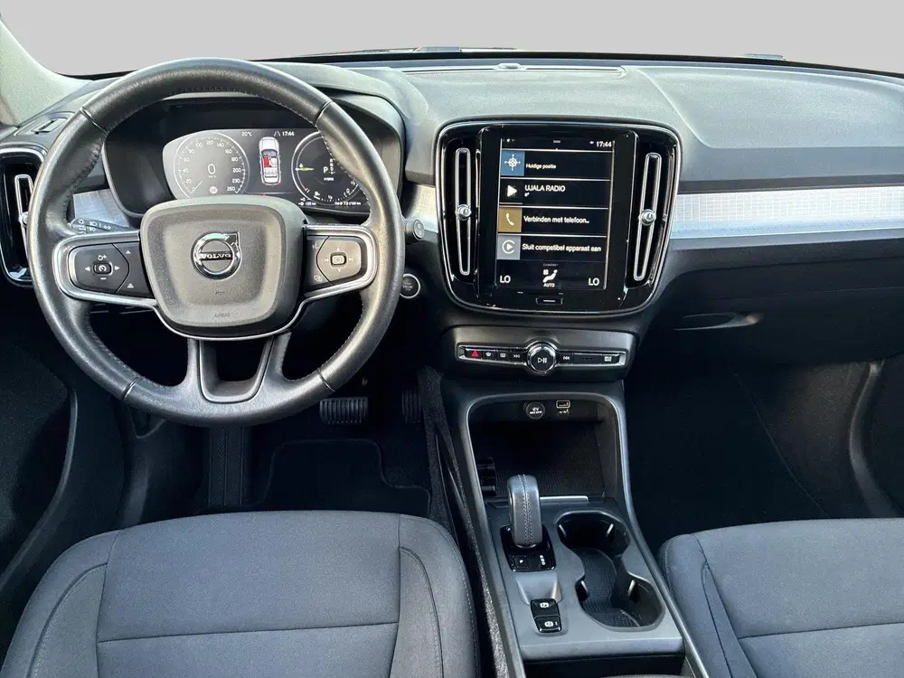 Volvo XC40 1.5 T4 Recharge Inscription Expression uit 2021, foto 14