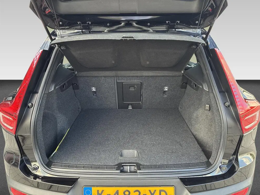 Volvo XC40 1.5 T4 Recharge Inscription Expression uit 2021, foto 8