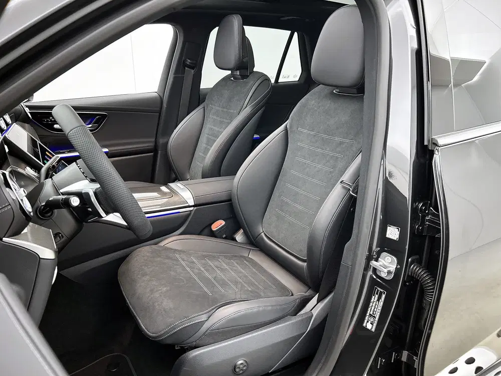 Mercedes-Benz GLC 300e 4MATIC Business Solution AMG uit 2026, foto 5