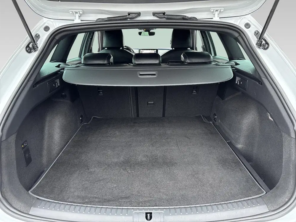 SEAT Leon 1.0 eTSI 110pk DSG-7 FR Business Inte uit 2021, foto 8
