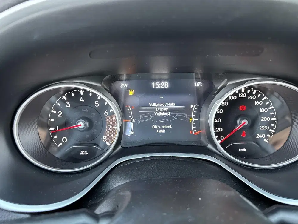 Jeep Compass 1.4 MultiAir 140pk Limited uit 2019, foto 10