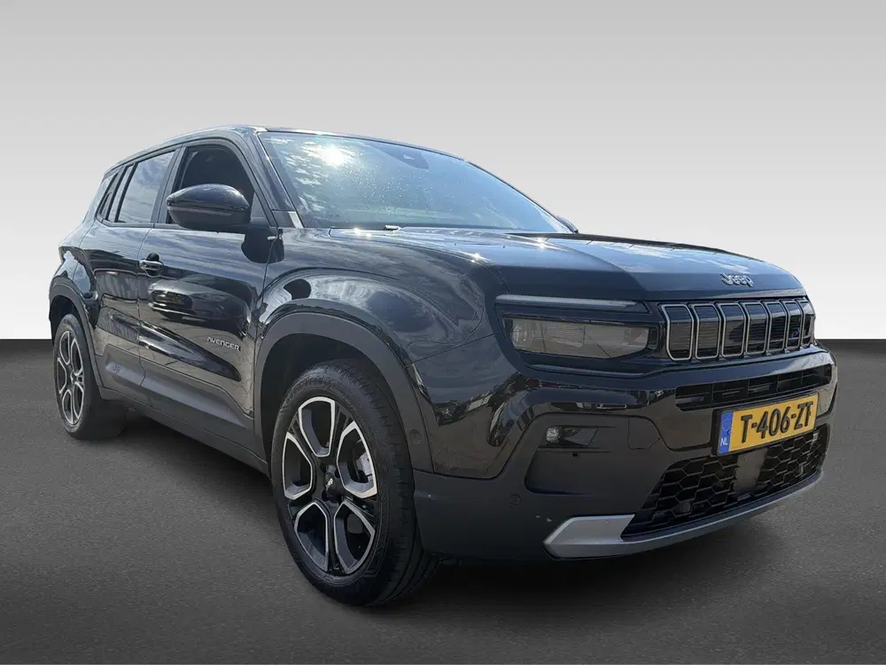 Jeep Avenger Black Edition 54 kWh uit 2023, foto 5