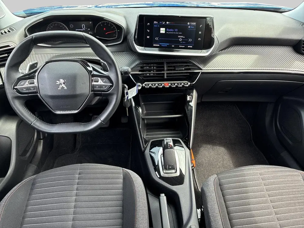 Peugeot 2008 1.2 PureTech Active uit 2021, foto 11