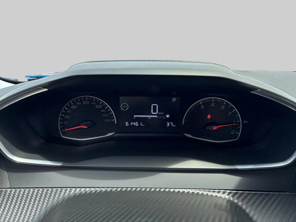 Peugeot 2008 1.2 PureTech Active uit 2021, foto 13