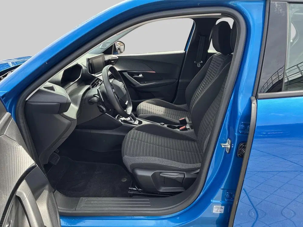 Peugeot 2008 1.2 PureTech Active uit 2021, foto 14
