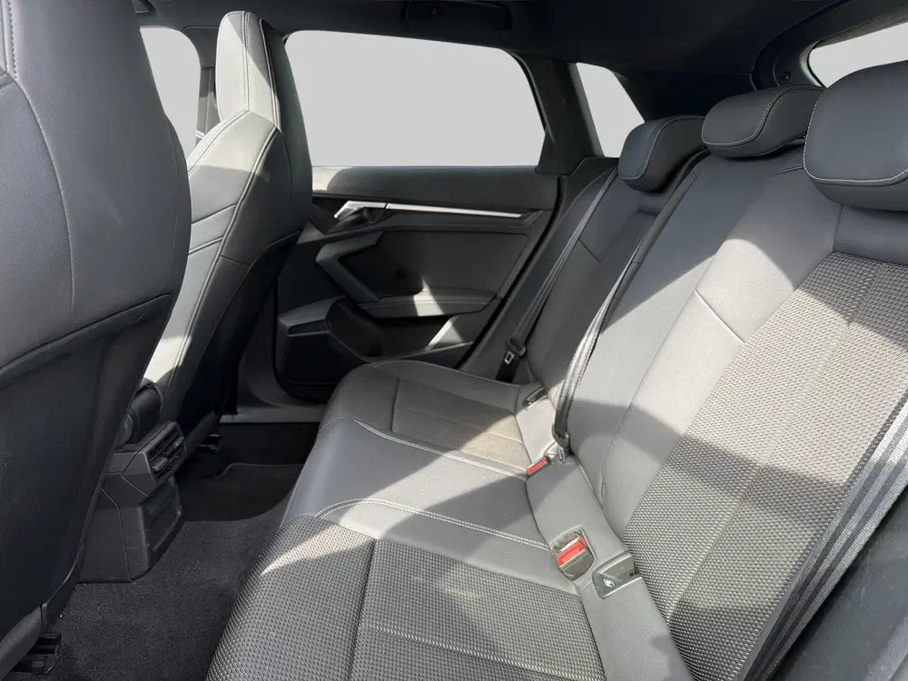 Audi A3 35 TFSI 150PK AUTOMAAT 2X S-LINE PANO FULL uit 2021, foto 14