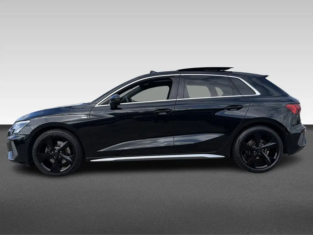 Audi A3 35 TFSI 150PK AUTOMAAT 2X S-LINE PANO FULL uit 2021, foto 2