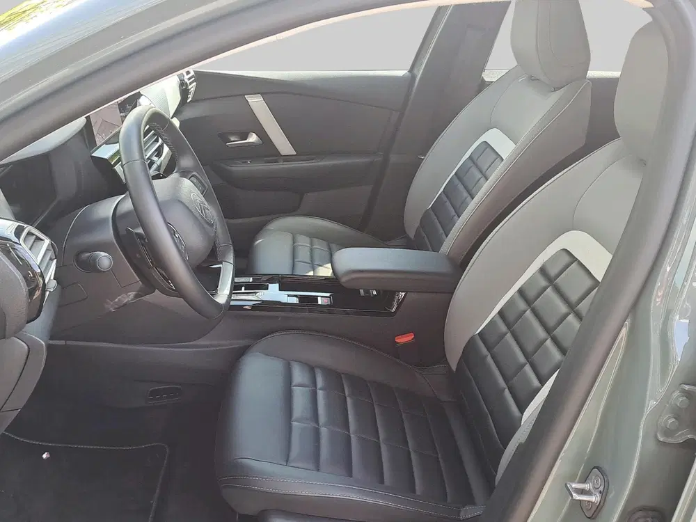 Citroën C4 1.2 Hybrid 136 Max uit 2025, foto 14