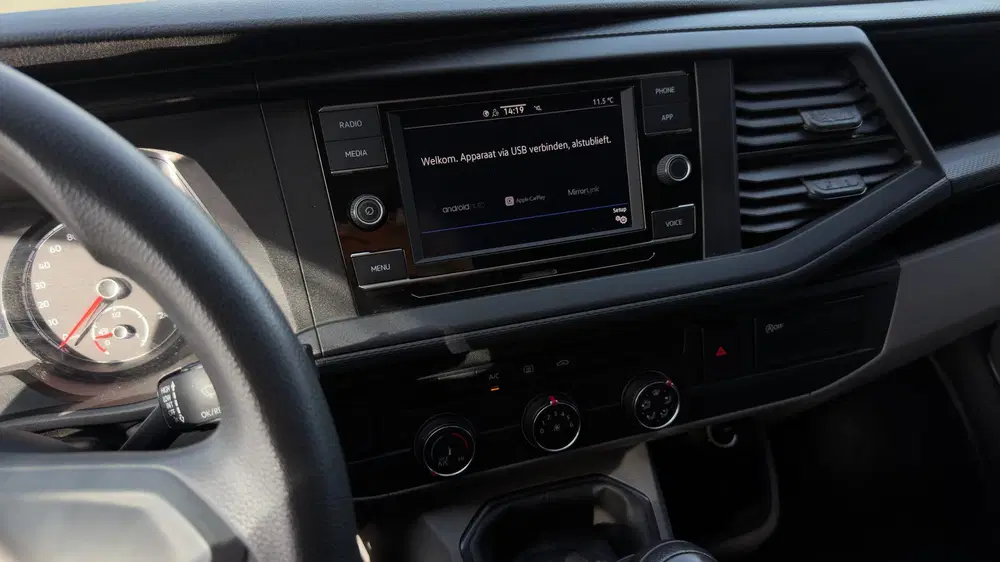 Volkswagen Transporter 2.0 TDI L2H1 30 DC uit 2023, foto 10