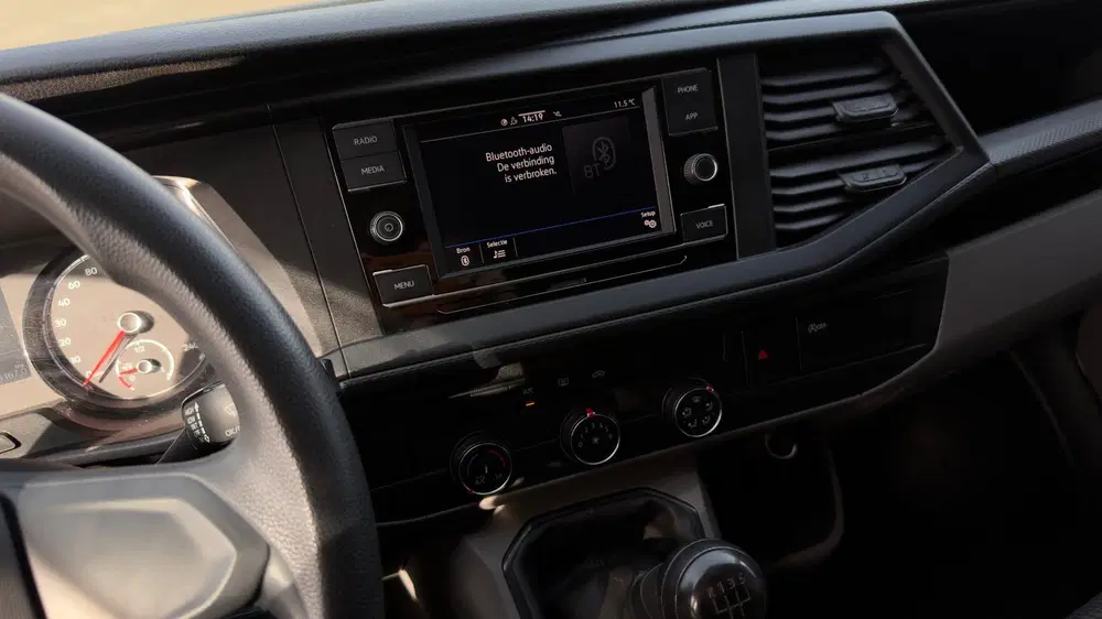 Volkswagen Transporter 2.0 TDI L2H1 30 DC uit 2023, foto 11