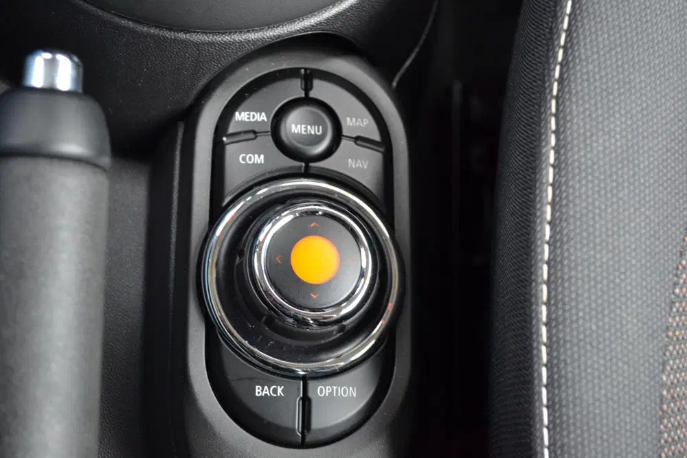 Mini One 1.5 One Pepper Navi uit 2021, foto 14