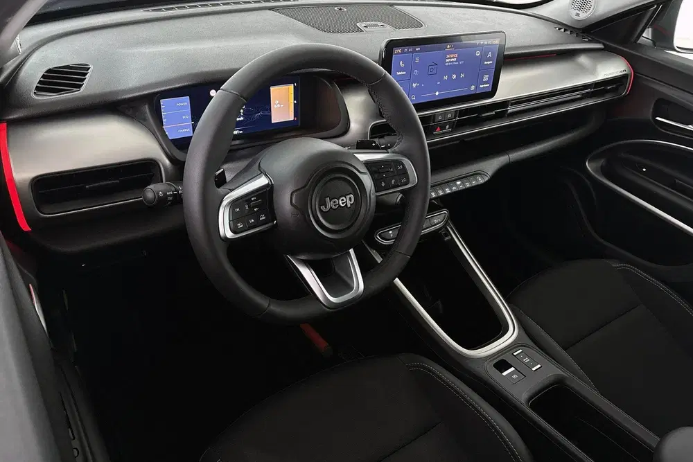 Jeep Avenger 1.2 e-Hybrid Altitude JBL Keyless Elektris uit 2025, foto 5