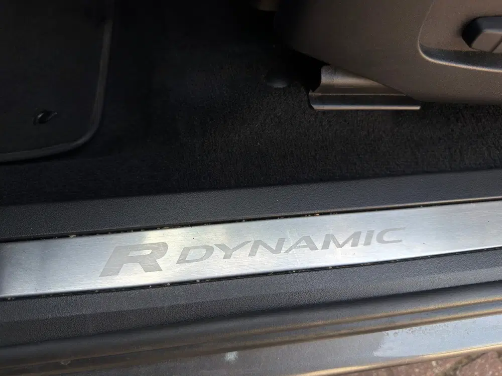 Land Rover Range Rover Evoque 2.0 P200 AWD R-Dynamic HSE BLA uit 2019, foto 15