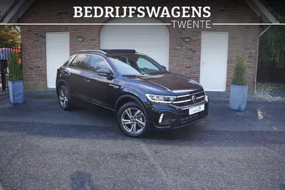 Volkswagen T-Roc 1.5 TSI 150PK R-Line Edition DSG Schuif uit 2025