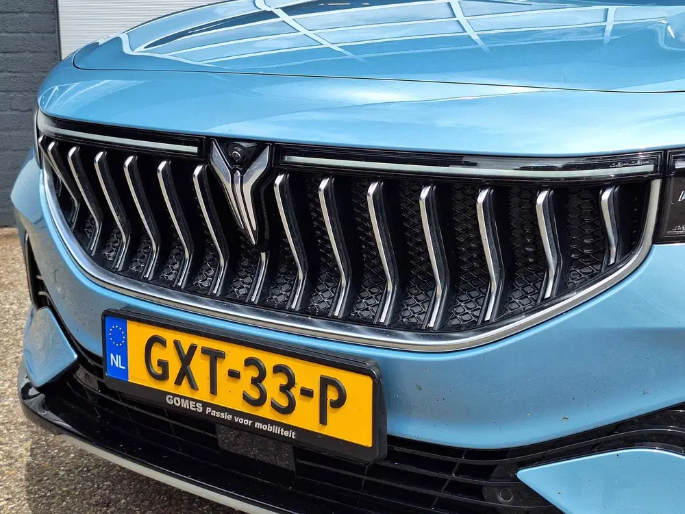 Voyah Free Flagship uit 2025, foto 4