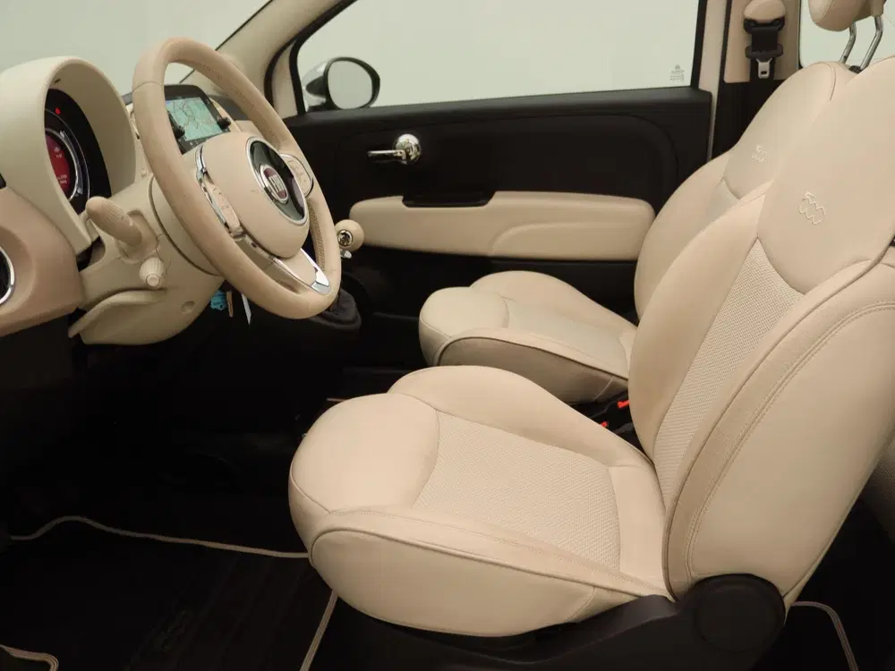 Fiat 500C 1.0 Hybrid Dolcevita uit 2022, foto 12