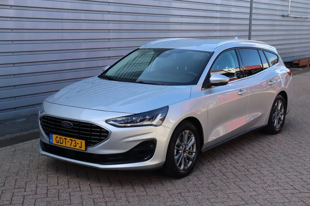 Ford Focus 1.0 EcoBoost Hybrid Titanium O.a: PDC uit 2024, foto 9