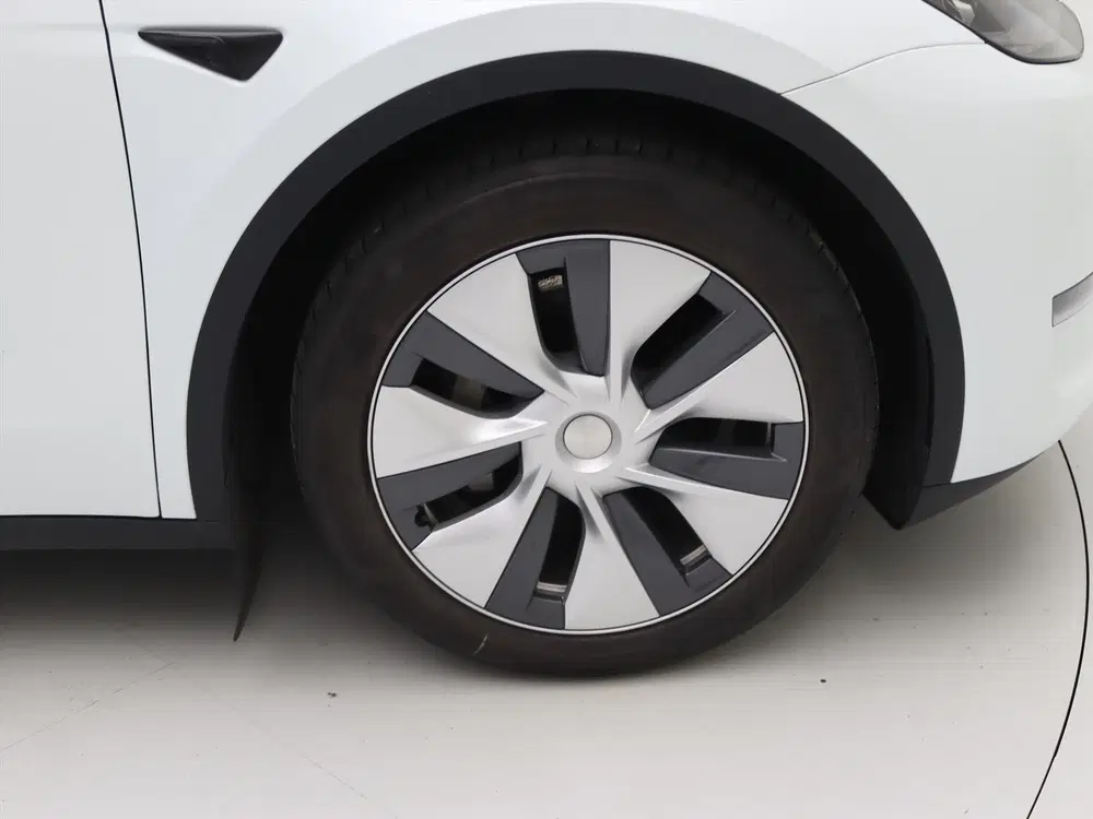 Tesla Model Y Long Range AWD 75kWh 351pk 92.4% SoH [ TRE uit 2023, foto 13