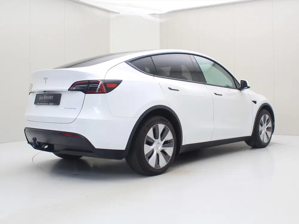 Tesla Model Y Long Range AWD 75kWh 351pk 92.4% SoH [ TRE uit 2023, foto 2