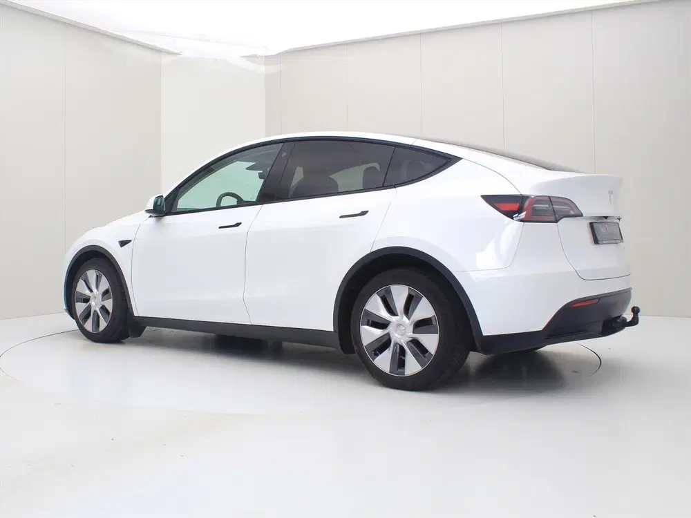 Tesla Model Y Long Range AWD 75kWh 351pk 92.4% SoH [ TRE uit 2023, foto 3